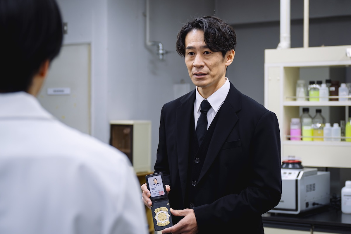 『DOPE』第4話　大学生の薬物中毒死事件が発生　特捜課メンバーの家族に“ある疑惑”が浮上