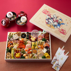 ミッキー＆フレンズ「おせち」が登場へ！　大人向け『くまのプーさん』デザインも用意