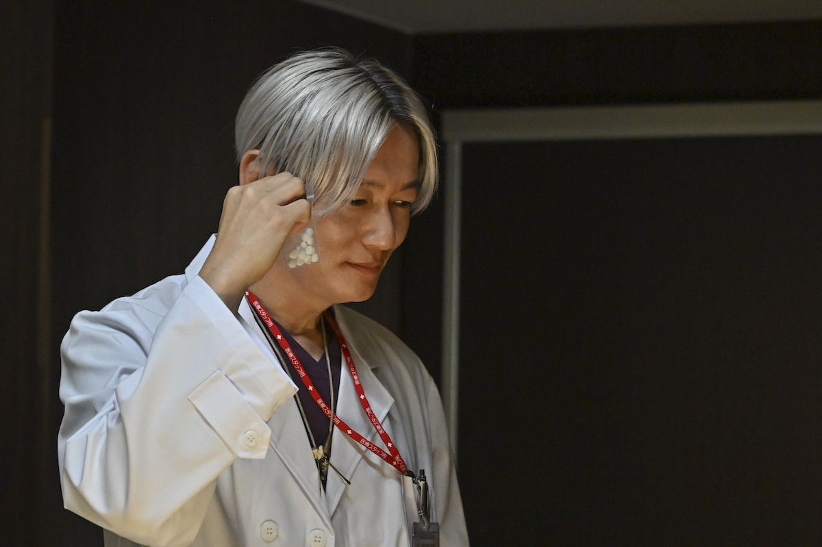 『DOPE』“才木”高橋海人、“陣内”中村倫也のまさかの行動にあ然　ネットも動揺「展開エグい」「完全に闇堕ち」（ネタバレあり）