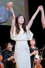 福原遥、『あの花が咲く丘で、君とまた出会えたら。』シネマ・コンサート＆トークショーに登場