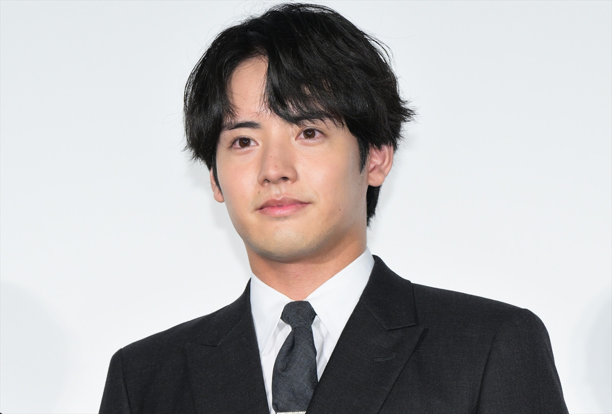 菅野美穂＆赤楚衛二、まさかの結末の怖い話を語る「気持ち悪い色の蛾が」「家から生臭い匂いが…」