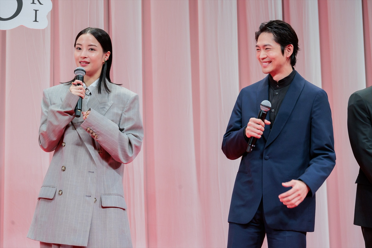 松下洸平、結婚発表後初の公の場 “幼稚園児サイズ”のネクタイに「和みました」