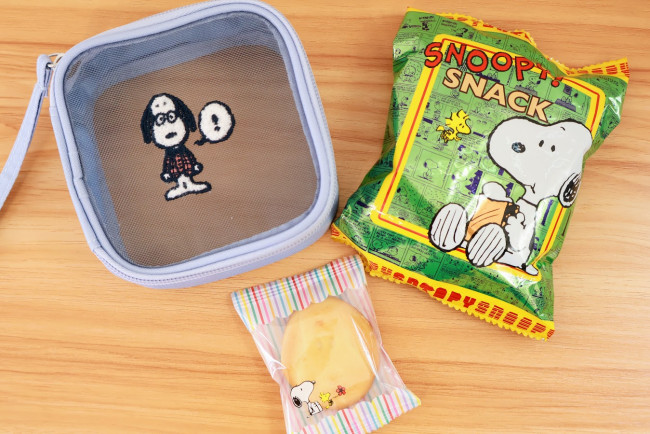 写真）カルディ“スヌーピーのメッシュポーチ”が大容量で驚き！ コスメ