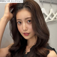 阿部なつき、ソロショット　※「阿部なつき」エックス