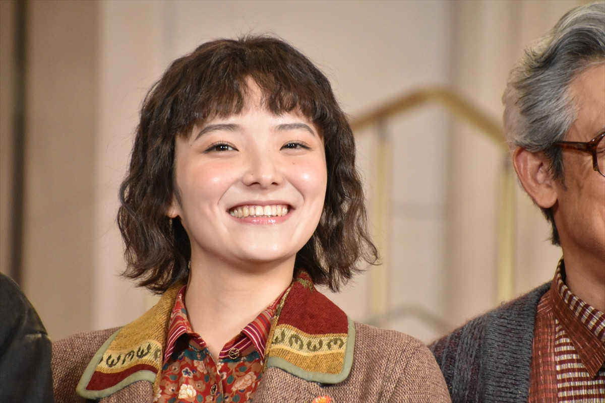 京本大我「心が折れかけた」ミュージカル『Once』ギター稽古を振り返る　SixTONESメンバーの前でゲリラ演奏も