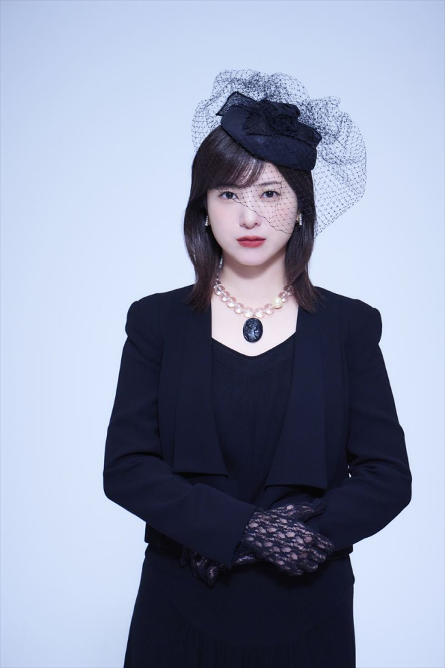 舞台『シャイニングな女たち』主演の吉高由里子