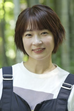 ドラマ『ひと夏の共犯者』より千種モナ（石川瑠華）