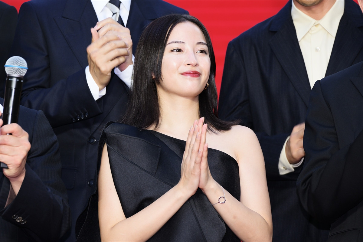 妻夫木聡、広瀬すず、窪田正孝ら豪華キャスト、映画『宝島』東京プレミアに登場