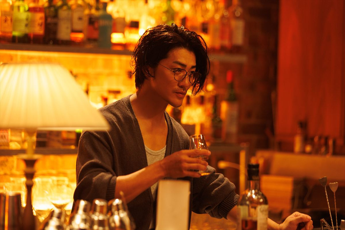 小栗旬×ハン・ヒョジュが“恋の練習”？　『匿名の恋人たち』メイン予告解禁　赤西仁＆中村ゆり加わるキーアートも