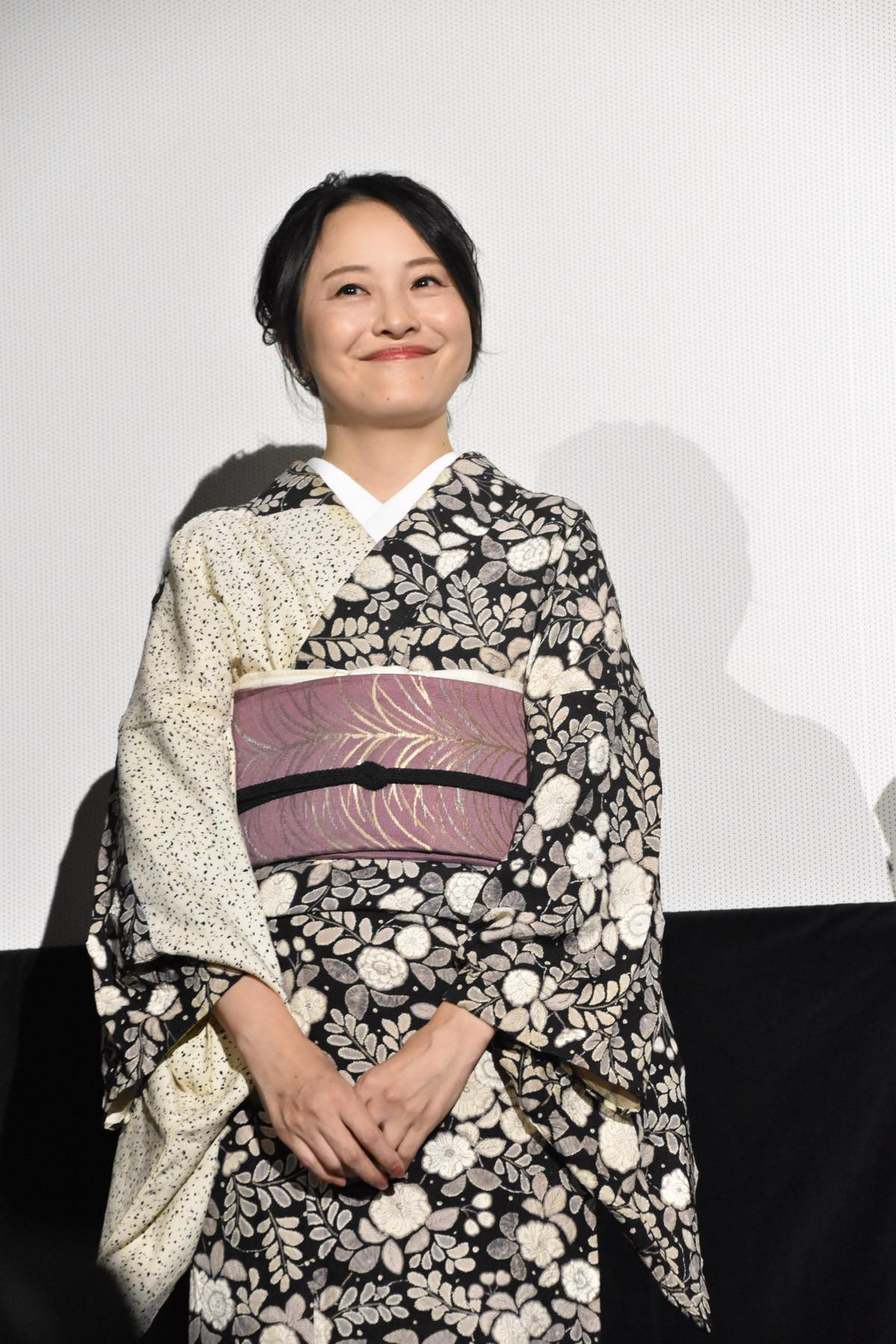 筧美和子、夫の“愛”に赤面　初主演映画舞台あいさつで「幸せな気持ちでいっぱい」