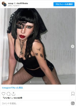 レディー・ガガの公演をガガ風コーデで楽しむ仲里依紗　※「中田花奈」インスタグラム