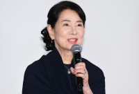 吉永小百合、映画『てっぺんの向こうにあなたがいる』初日舞台挨拶に登場