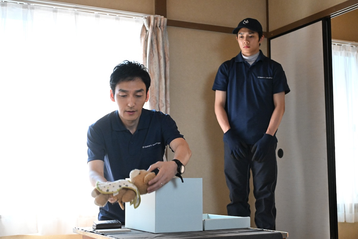 草なぎ剛、遺品整理人役で故人の“最期の声”と向き合う　ヒューマンドラマ『終幕のロンド』今夜スタート