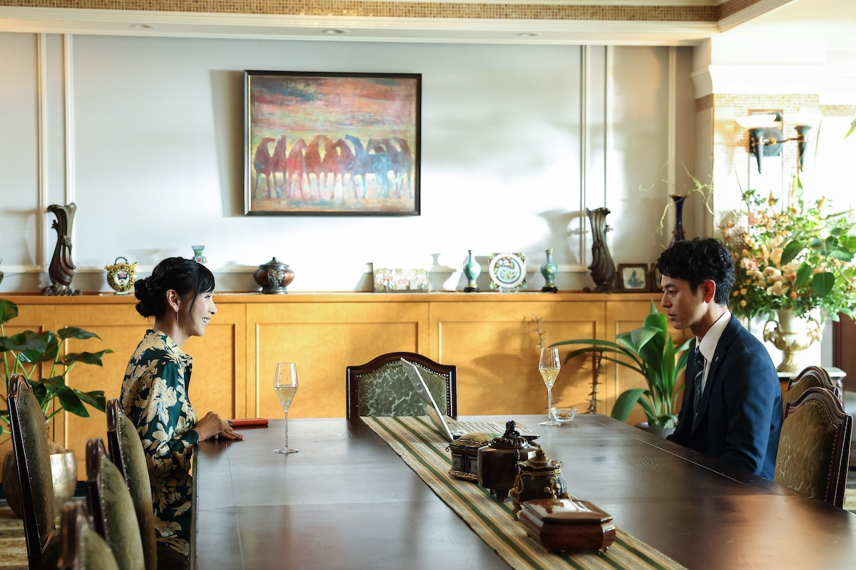 『ザ・ロイヤルファミリー』第2話 “栗須”妻夫木聡、優秀な調教師“広中”安藤政信と対面
