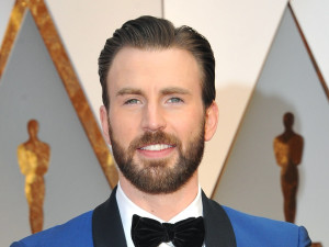 キャプテン・アメリカがパパに！　クリス・エヴァンスと妻アルバ・バチスタに第一子誕生