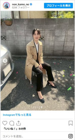 CM撮影で刑事になり切るのん　※「のん」インスタグラム