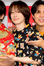 MATSURI、ファースト写真集『双六』マスコミ会見に登場