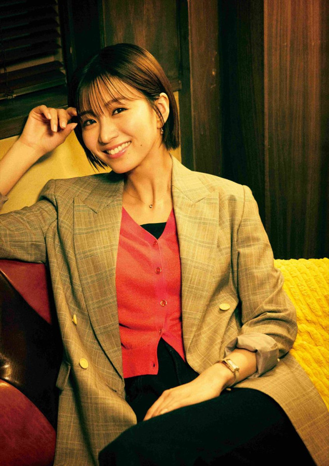 ドラマ『プロフェッショナル　保険調査員・天音蓮 』に出演する岡崎紗絵