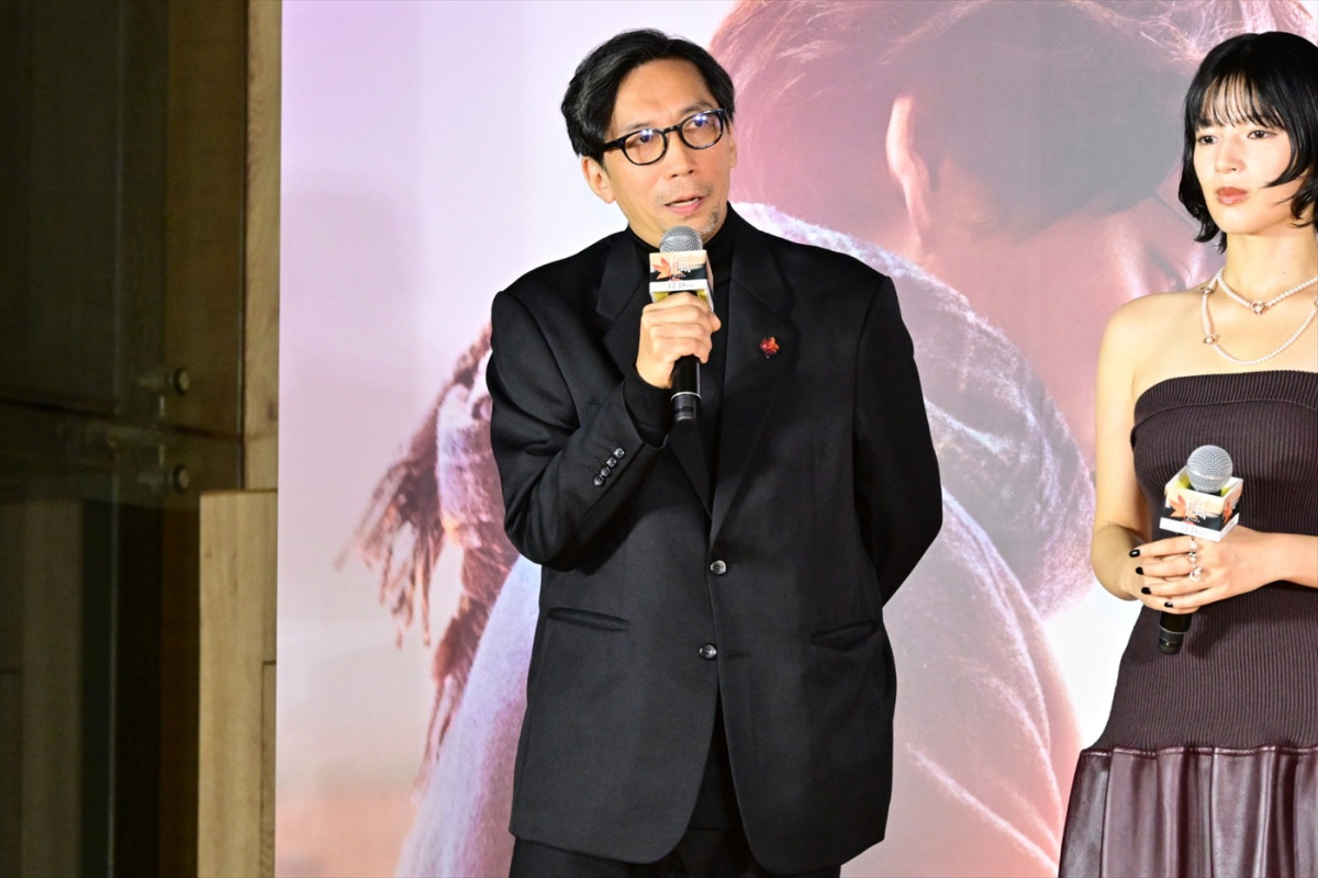 福士蒼汰、福原遥、トラジャ宮近海斗らが“楓色”カーペットに登場！　映画『楓』ジャパンプレミア