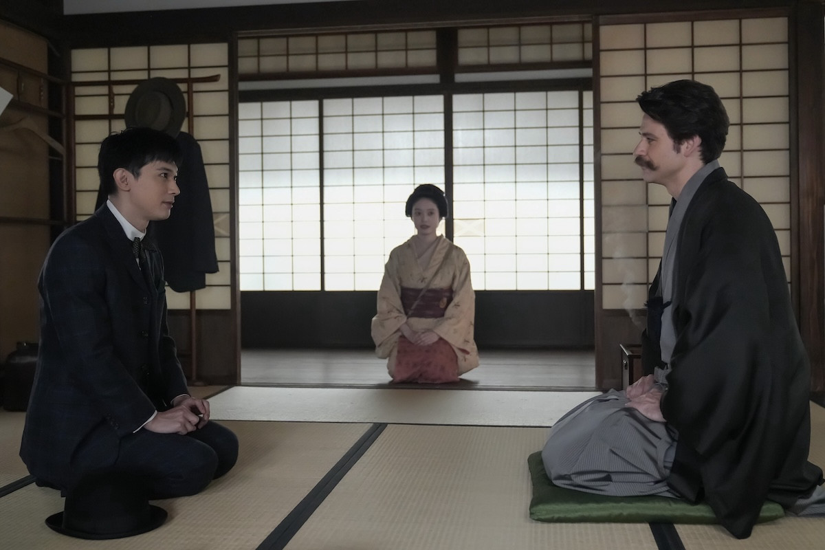 『ばけばけ』“ヘブン”トミー・バストウ＆“勘右衛門”小日向文世、新年のあいさつに反響「和解した！」「雪解けで泣く」