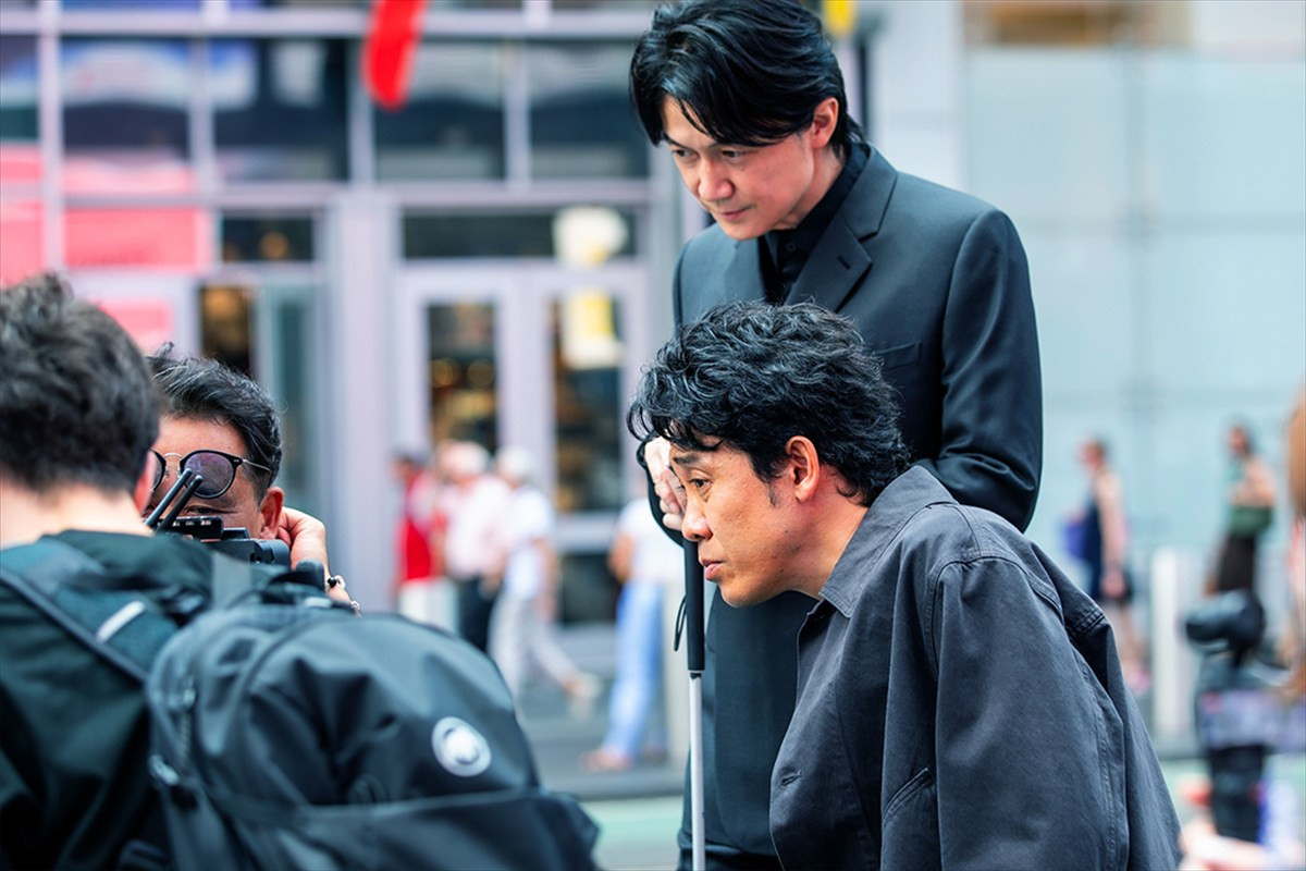 完全新作SPドラマ『ラストマン－全盲の捜査官－ FAKE／TRUTH』、福山雅治＆大泉洋のNYオフショットが解禁