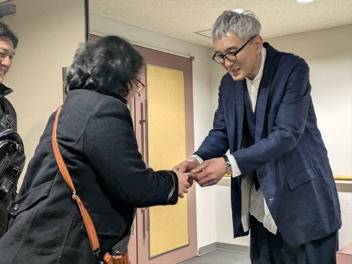 “五郎”松重豊、『劇映画 孤独のグルメ』ロケ地・五島列島へ！　アットホームな上映会実施
