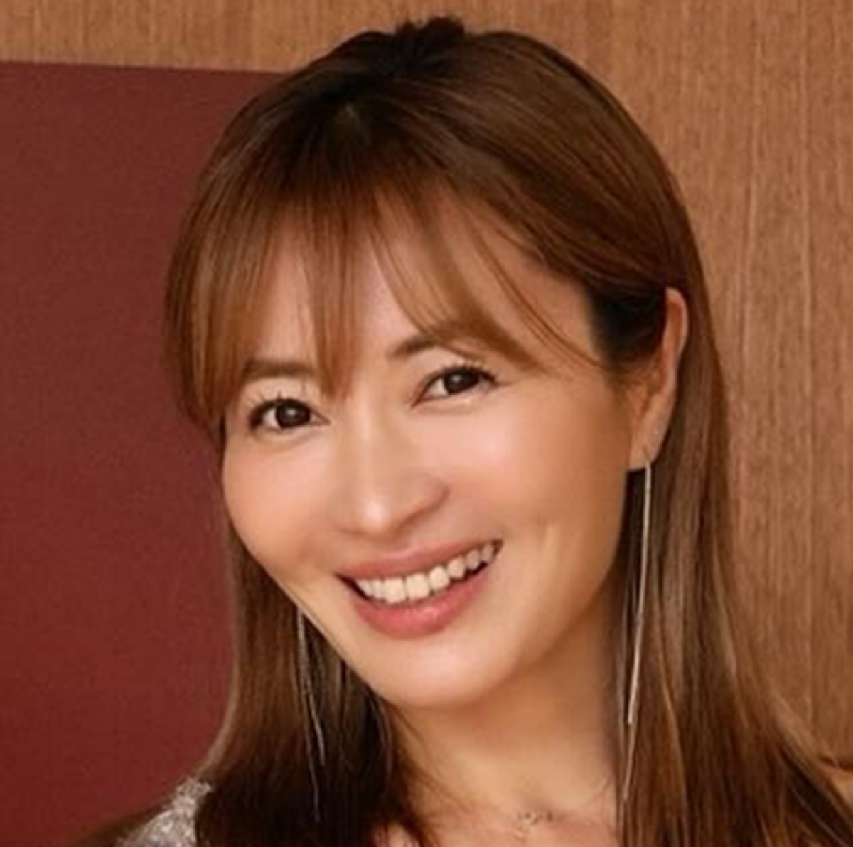 新山千春、過去ショット　※「新山千春」インスタグラム