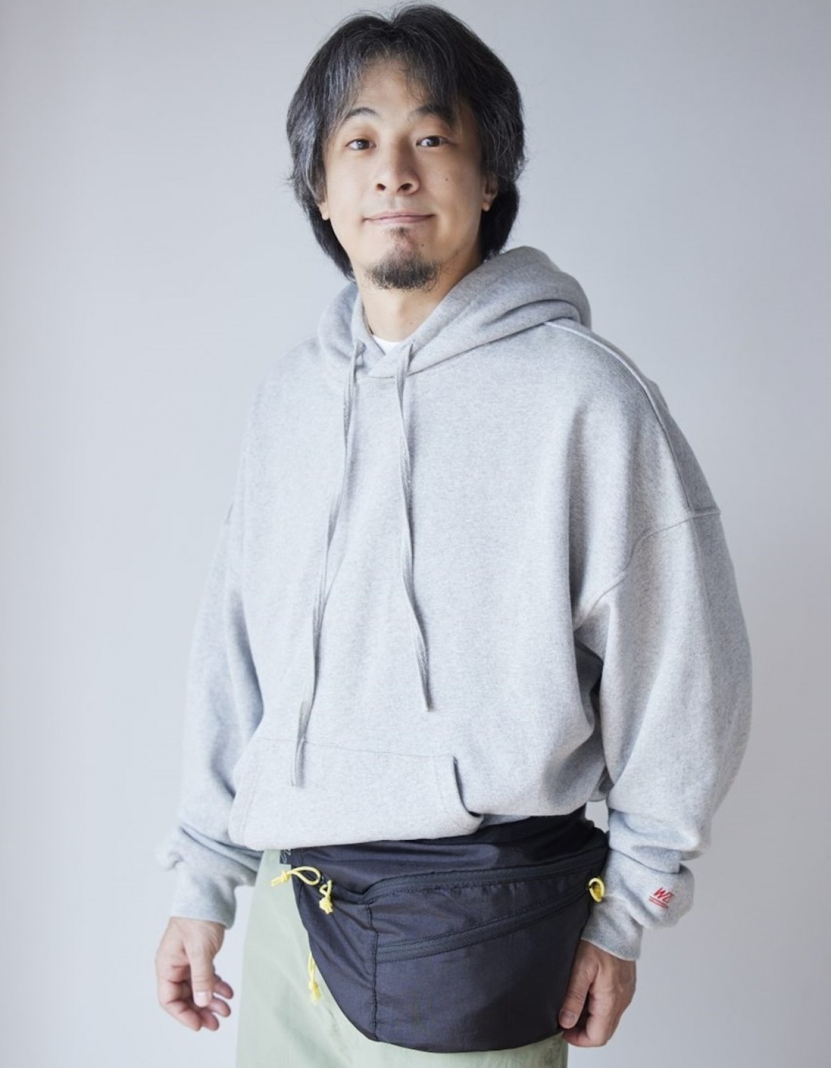 “愛用歴20年”ひろゆきが考えた「ウエストポーチ」発売へ！　超合理的な軽くて丈夫なアイテム 