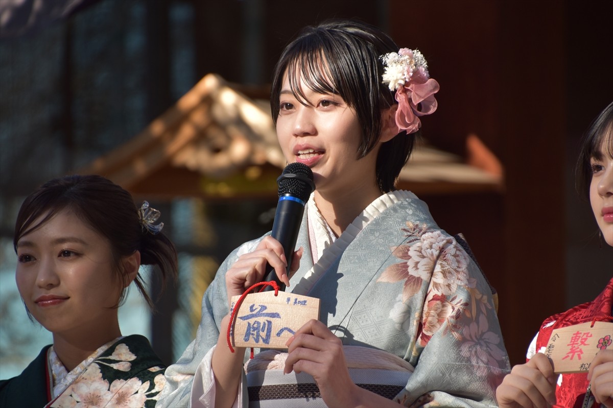 高石あかり、4日に1回のコンビニスイーツがご褒美　2025年は「華を咲かせる年」に