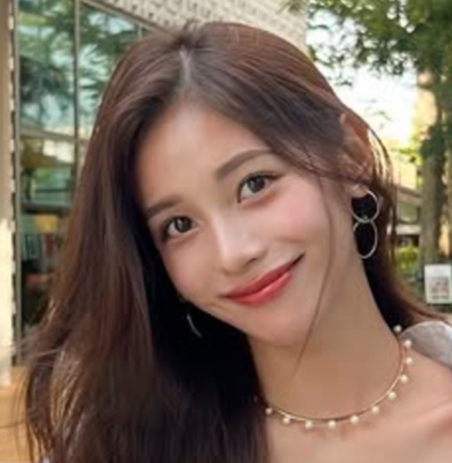 REIKA、過去ショット　※「REIKA」インスタグラム