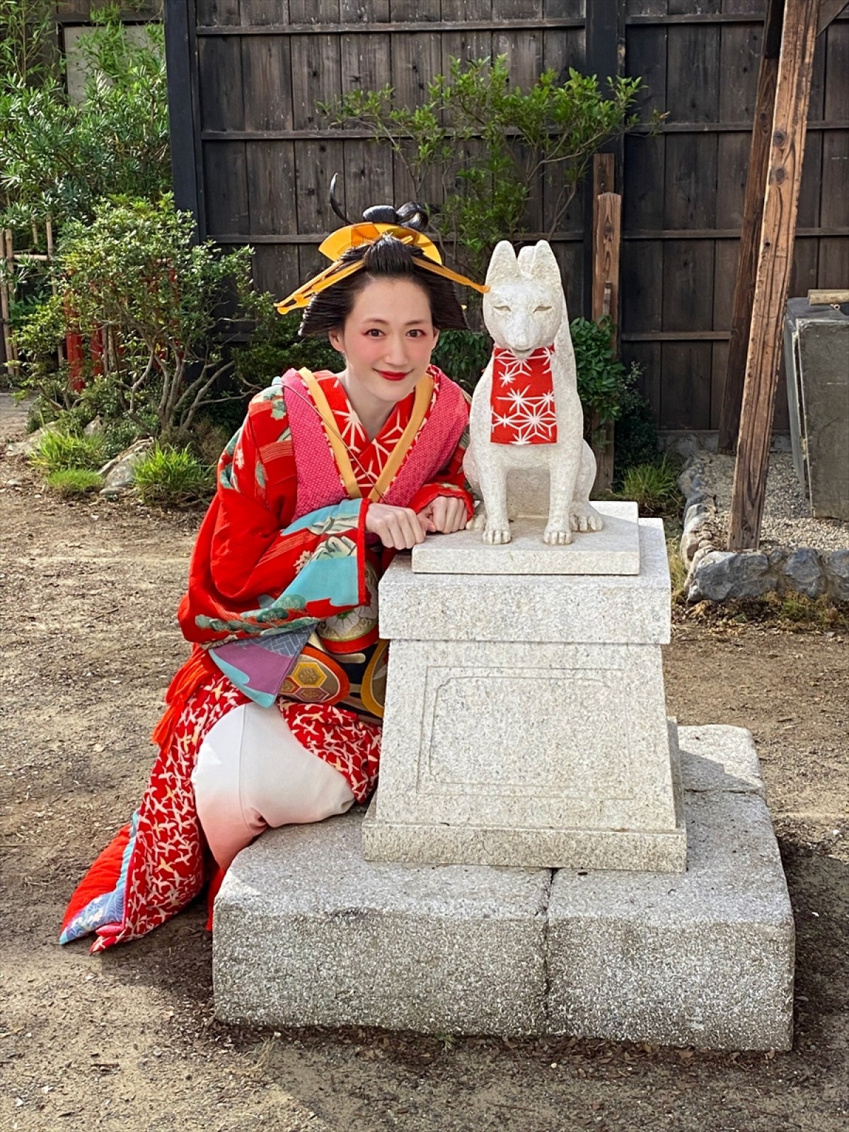 綾瀬はるか、大河ドラマ『べらぼう』語りだけでなく出演も！　九郎助稲荷役で花魁はじめ様々な姿で登場