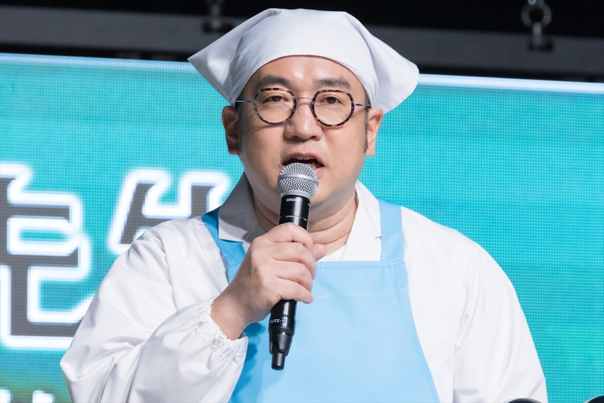 松坂桃李＆吉岡里帆、生徒役・奥平大兼の暴露に「見られてる（笑）」「恥ずかしい」
