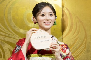 2025年 乃木坂46 新成人お披露目に登場した井上和