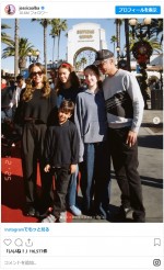 7歳の息子ヘイズの誕生日祝いでユニバーサル・スタジオへ　※「ジェシカ・アルバ」インスタグラム
