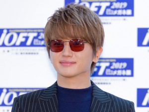 西島隆弘はチョコをもらいすぎて台車で持ち帰る