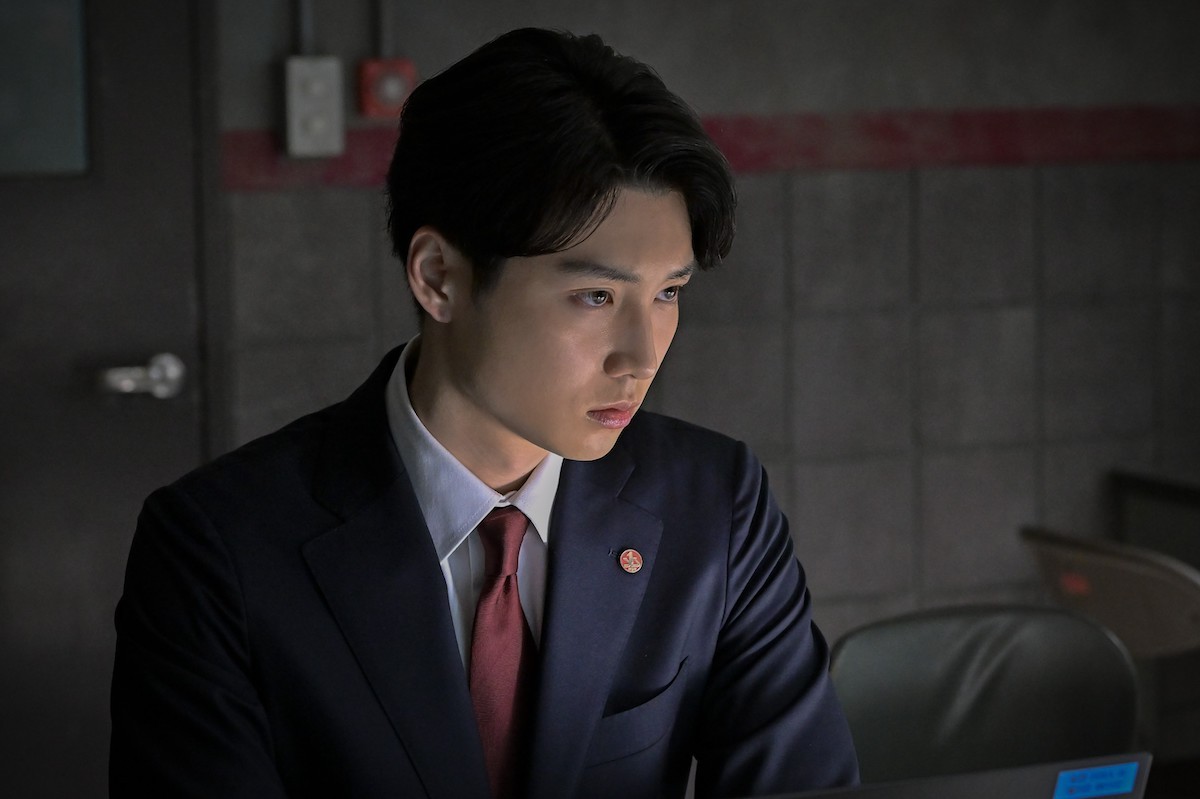 『クジャクのダンス、誰が見た？』第3話“心麦”広瀬すず、“神井”磯村勇斗に協力した裏切り者の存在を知る