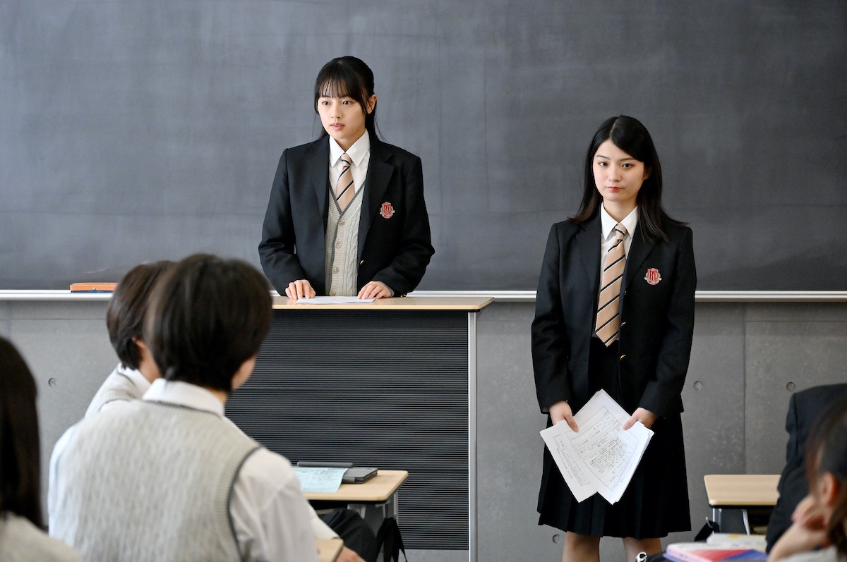 『御上先生』“是枝”吉岡里帆、怪文書への考察に反響「闇が深い」「裏口入学」