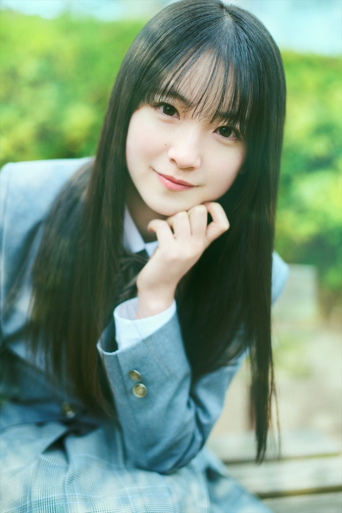 乃木坂46・6期生、大越ひなの＆鈴木佑捺、撮り下ろし写真＆手書きプロフィール公開