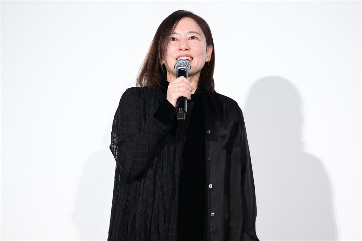 松たか子と松村北斗、バレンタインの「ファーストチョコ」の思い出を明かす