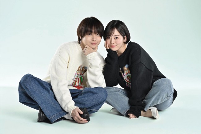 ドラマ『パラレル夫婦 死んだ“僕と妻”の真実』主演の(左から)伊野尾慧、伊原六花