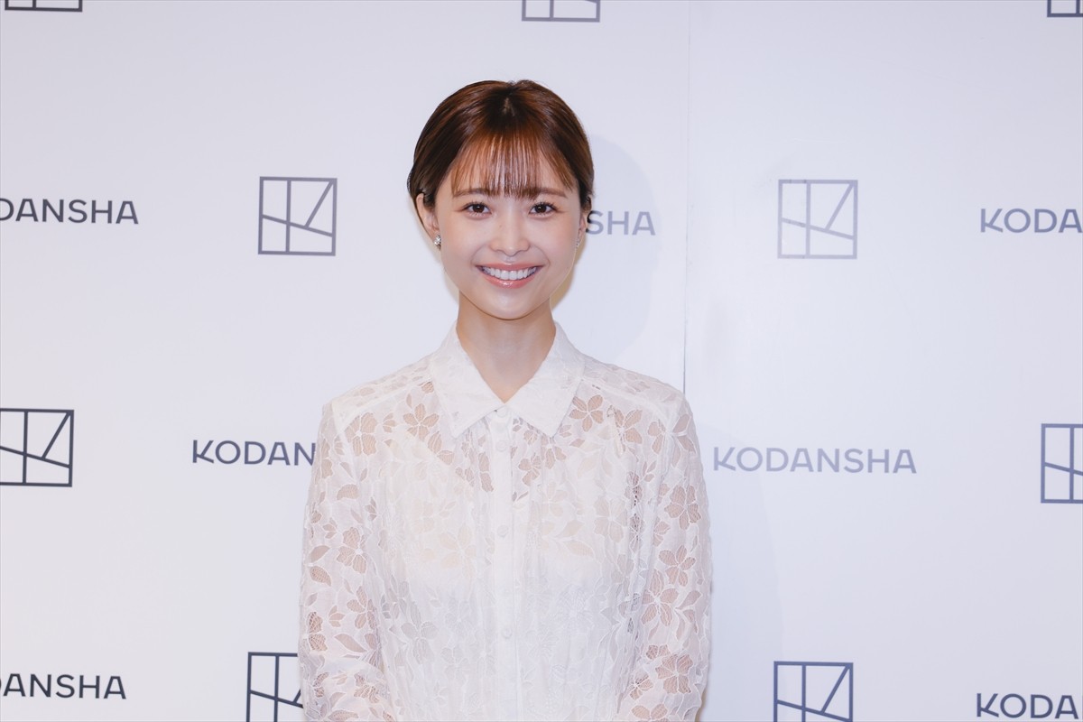 「涙がとまらなかった」に自分自身が救われた気持ちになった　渡邊渚フォトエッセイ「透明を満たす」発売記念イベント