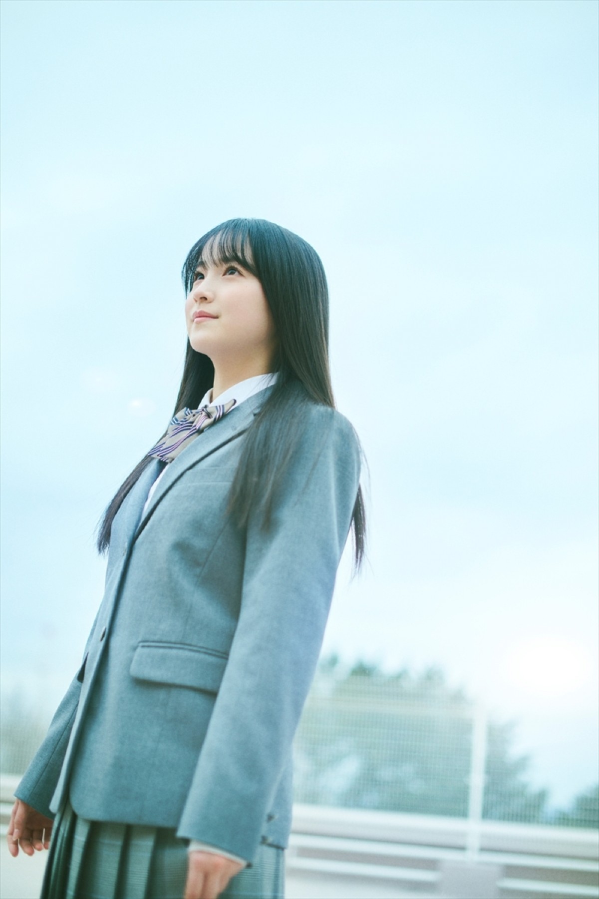 乃木坂46・6期生、大越ひなの＆鈴木佑捺、撮り下ろし写真＆手書きプロフィール公開