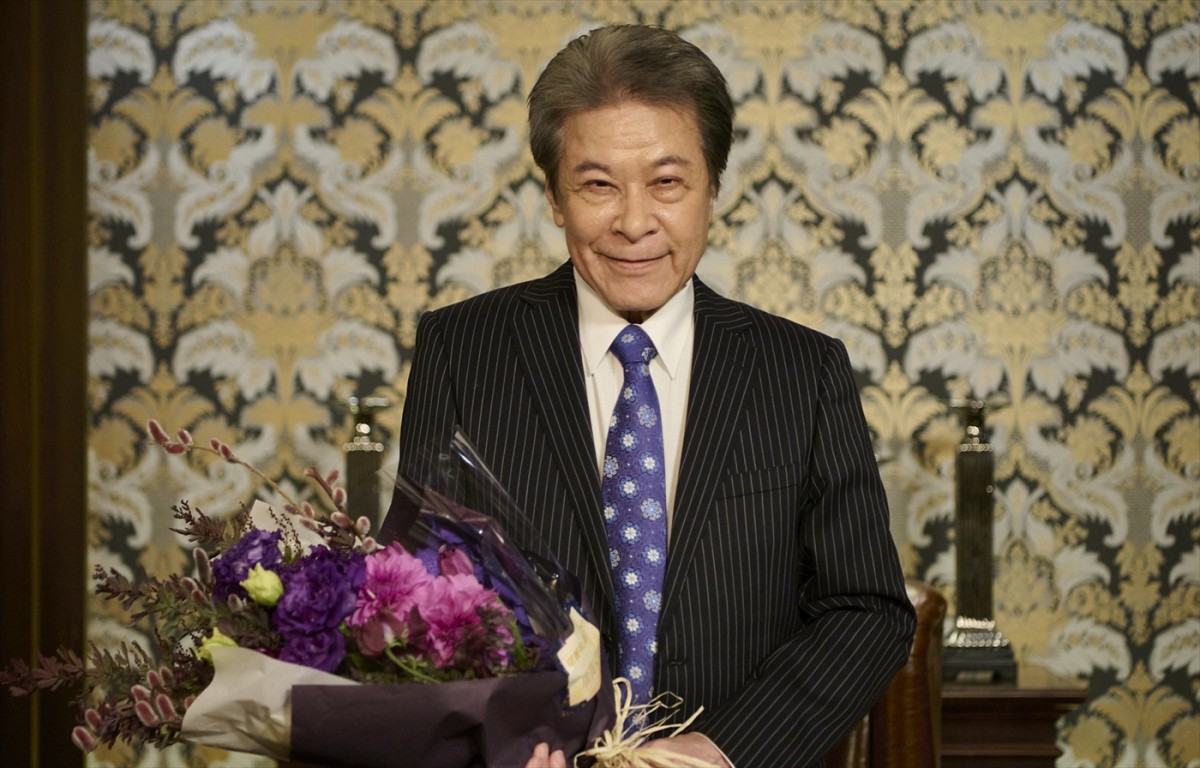 『御曹司に恋はムズすぎる』小関裕太、鹿賀丈史らレギュラーキャストがクランクアップ！