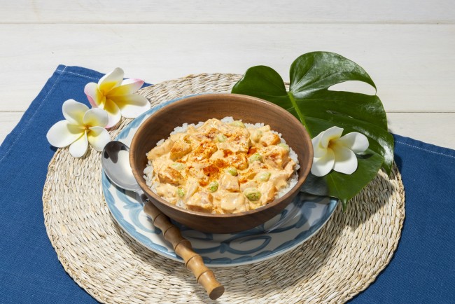 セブンイレブン「世界ごはん万博」開催！　中国の「麻辣湯麺」やハワイの「ポキ丼」など登場