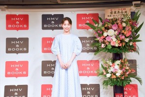 當真あみ、ファースト写真集『Ami』発売記念プレス取材会に出席