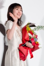 映画『お嬢と番犬くん』の公開記念舞台あいさつに登壇した福本莉子