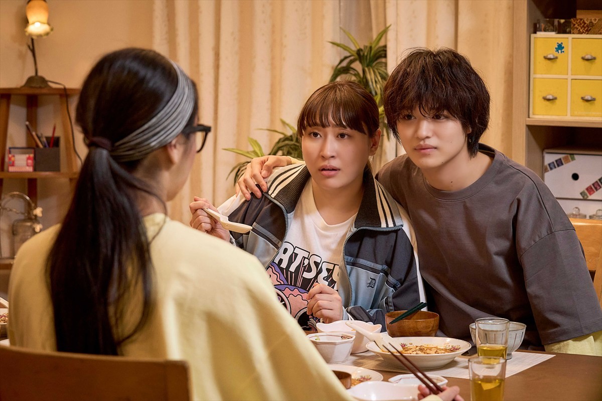 Koki，が2人のイケメンの間で揺れる！ 『女神降臨』甘酸っぱすぎる場面写真一挙公開