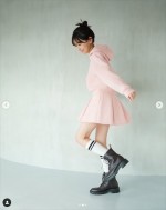 梶原叶渚、モデルショット　※「梶原叶渚」インスタグラム