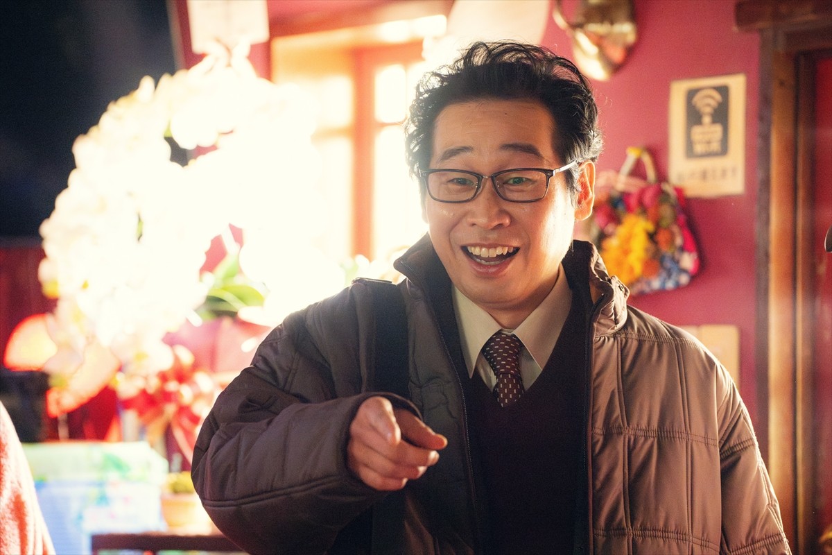 『ホットスポット』“同級生・ミノケン”役に前野朋哉！　1話から出演の田村健太郎の職業も明らかに