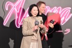 『ANORA アノーラ』ショーン・ベイカー監督来日記念舞台あいさつにサプライズ登場した梶芽衣子